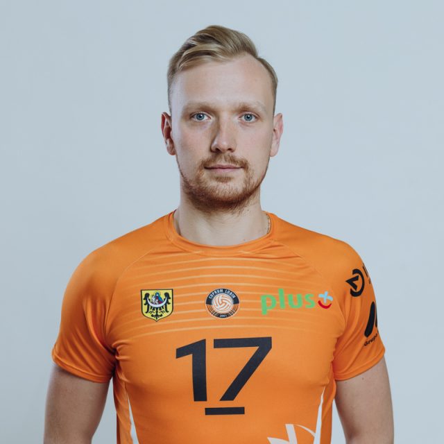 17 – Mateusz Sacharewicz